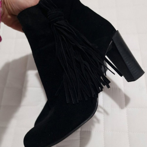 Karen Millen London black suede leather tassel ankle boots like new, size 38