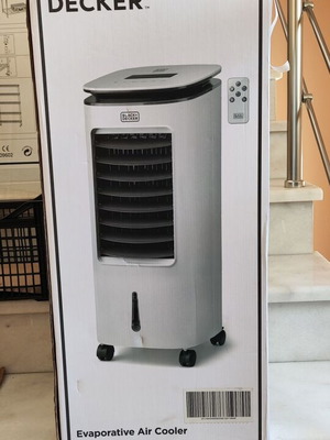 Air cooler Black&Decker 65W like new with remote and humidifier