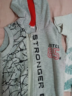 Summer T-shirts for 3-year-old boy, like new, pack