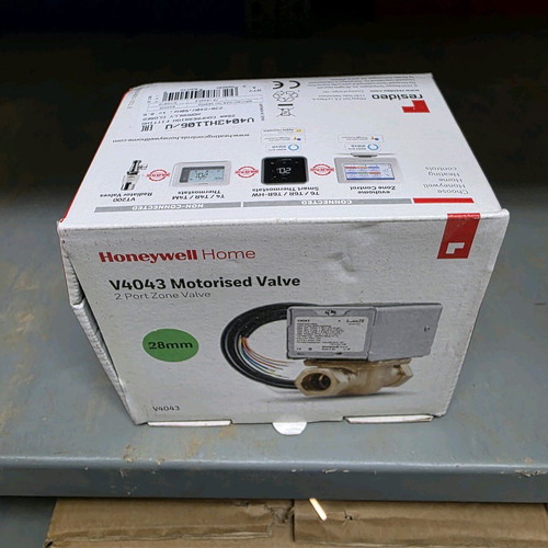 Honeywell V4043 28mm motorised zone valve new