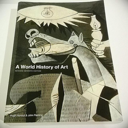 A World History of Art book like new