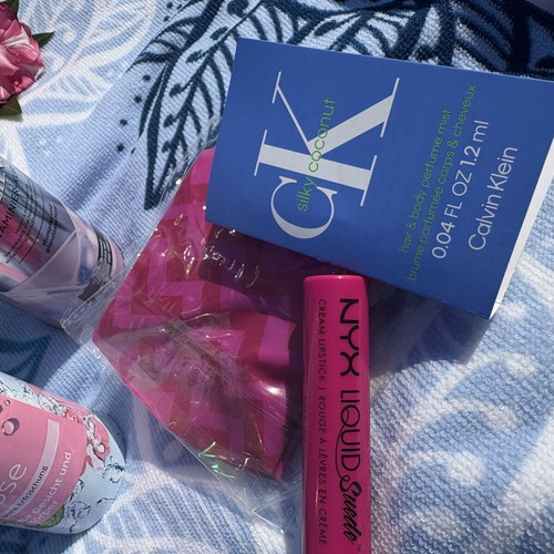 Summer Bag with Balea Hair Mask, Body Mist and Gifts, New