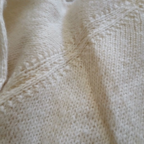 Handmade white sweater like new with buttons