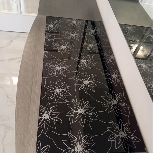 Sideboard with mirror like new