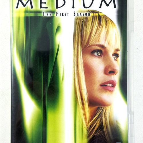 Medium First Season DVD used, 4 discs, English subtitles