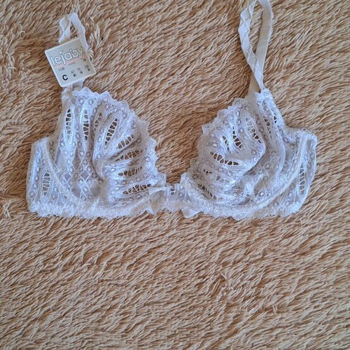 Lejaby bra new with tags, white