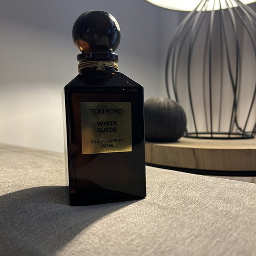 Tom Ford White Suede Eau de Parfum 250 ml like new