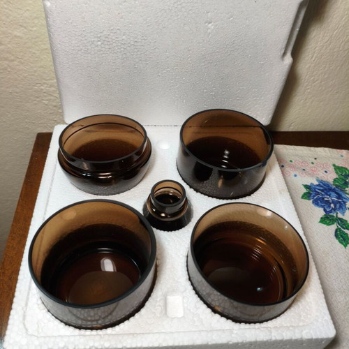 DOIY LÁpero Set of 4 Dark Amber Glass Bowls and Toothpick Holder New