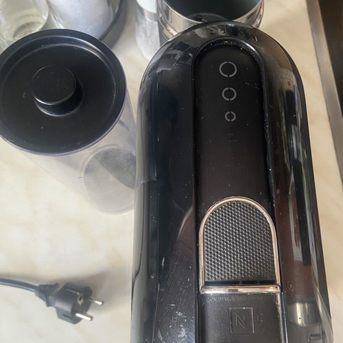 Nespresso DeLonghi espresso coffee machine with milk frother