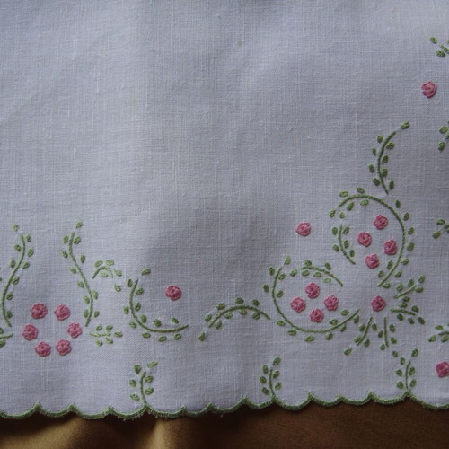 Vintage ‘90s Summer Mood linen embroidery set new with 6 napkins