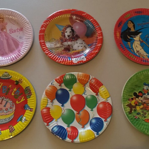 Birthday plates used, set of 3 pieces