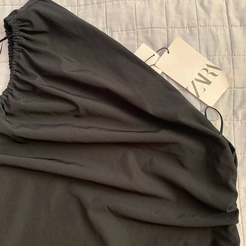 Zara one-shoulder blouse new, black, size L