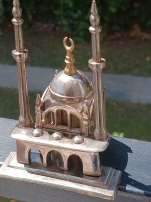 Souvenir replica of Ortaköy Mosque metal used