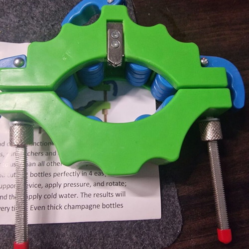 Plastic Type Glass Bottle Cutter new in excellent condition