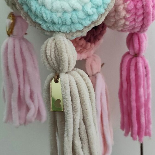 Velvet knitted eyes for babies