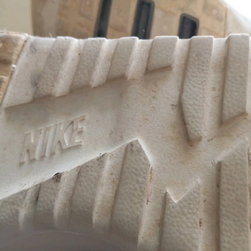 Nike women's athletic shoes used, size 38, gray and pink