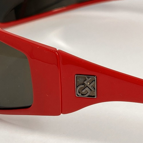 Gianfranco Ferrè FF54103 Sunglasses new, red with original case