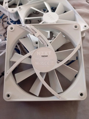 Ανεμιστήρες υπολογιστή NZXT καινούργιο, σετ 3 τεμαχίων