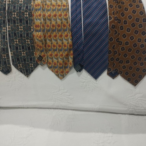 Branded men's ties pack of 8 used, 100% silk