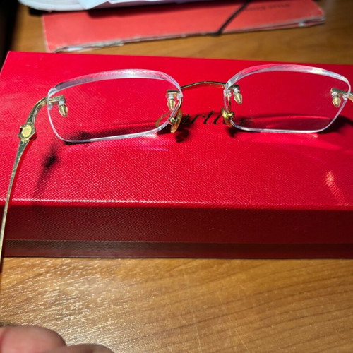 Cartier 18k eyewear like new, gold unisex glasses