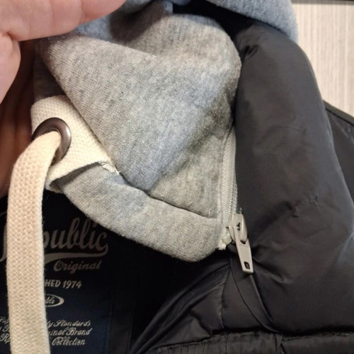 Republic puffer vest used, black, size L