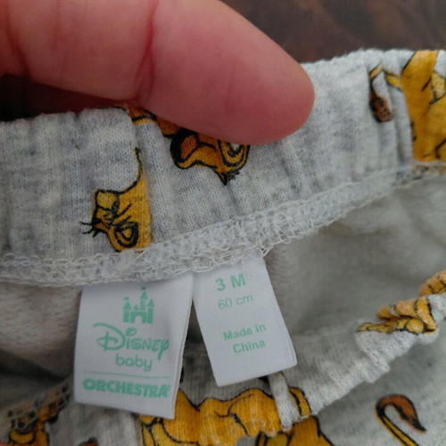 Hakuna Matata baby set like new