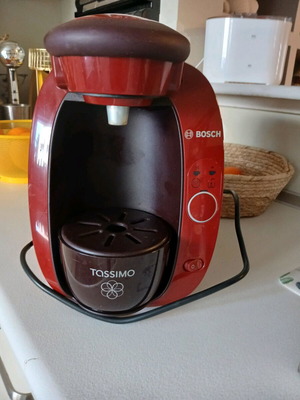 Bosch Tassimo coffee maker used with brand new Tassimo carafe