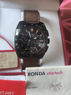 Часовник Swiss Military Hanowa RONDA startech Cal. 5040.D като нов