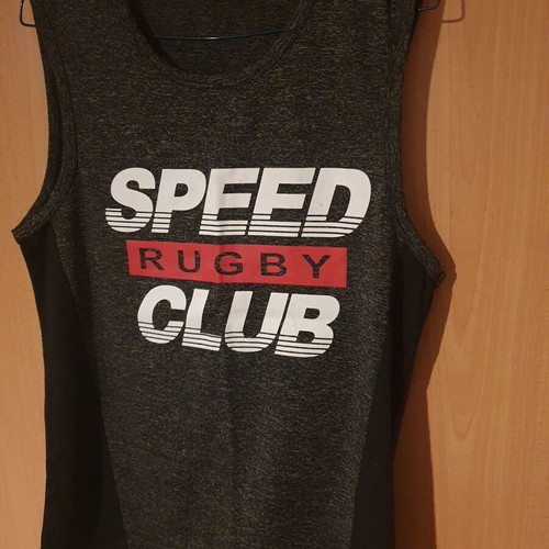 Sleeveless t-shirt size M like new, black