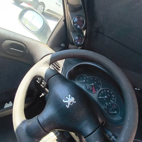 Peugeot 206 1.4 8v manual used, 242000 km, air conditioning
