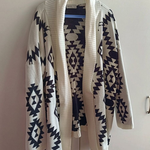 Agel knitwear cardigan new, size M, black and white