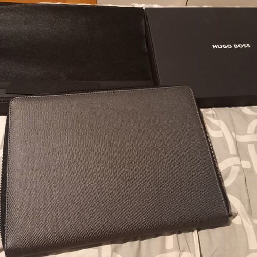 Hugo Boss A4 notebook collectible new with leather case