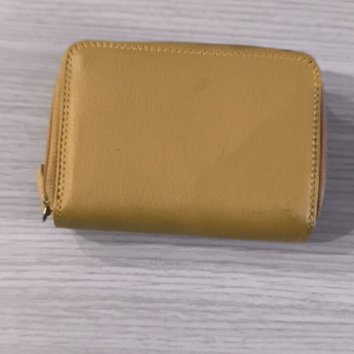 Coveri World women's leather wallet like new, yellow