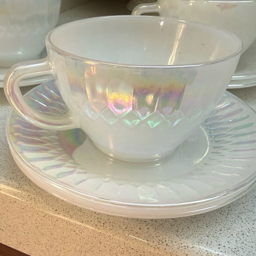 Opalescent cups set of 5 like new, Federal Glass vintage