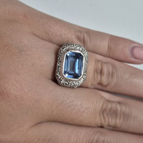 Vintage ring with emerald-cut blue topaz, sterling silver 925