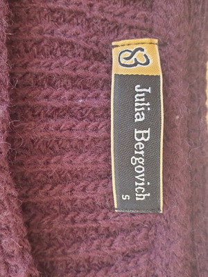 Pullover used, burgundy, size medium