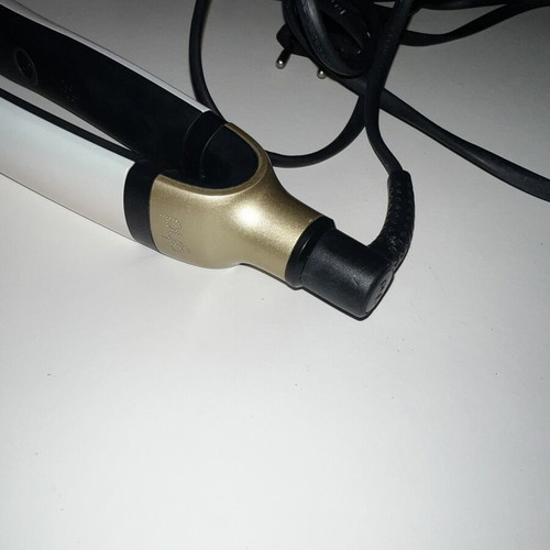 GHD Platinum+ hair straightener used for parts or repair