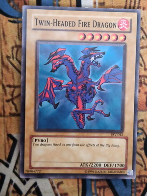 Twin Headed Fire Dragon κάρτα Yu-Gi-Oh! σαν καινούργιο