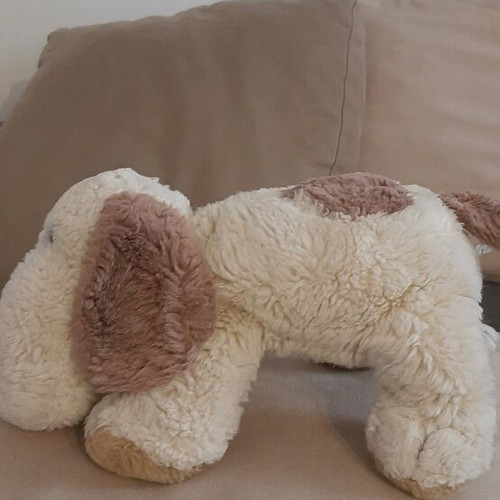 Plush dog like new