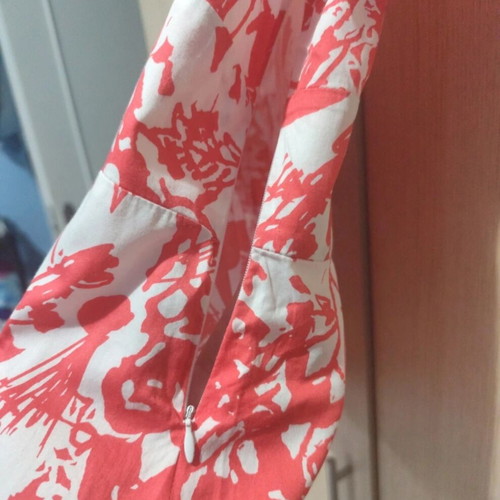 Sarah Lawrence women's short sleeve blouse used, white and red, size S