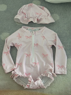 Baby swimsuit with hat like new, 6-9 months