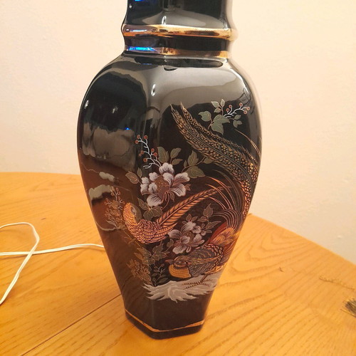 Table lamp base used, black with bird design, 35cm height