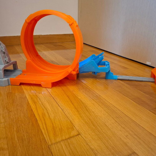 Hot Wheels Loop Stunt Champion Racing Track used