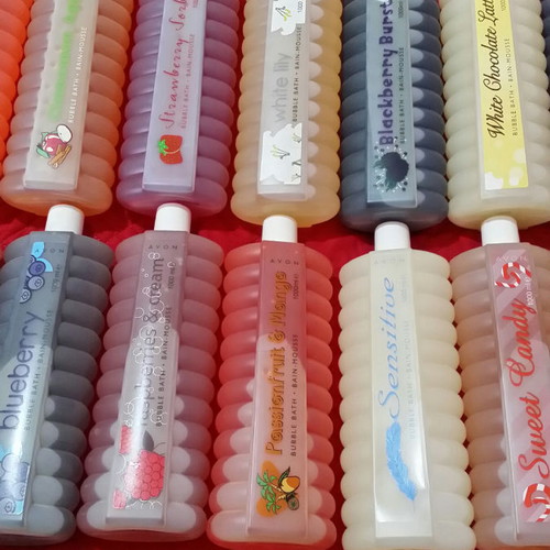 Avon bubble bath new, 1lt, variety of scents