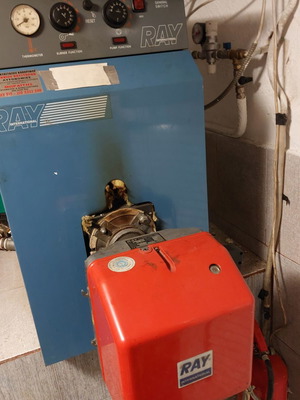 RAY INTERNATIONAL G/5 σετ λέβητα με καυστήρα πετρελαίου, αντλία WILO και δοχείο