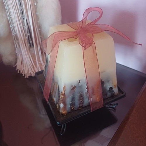 Large candle new