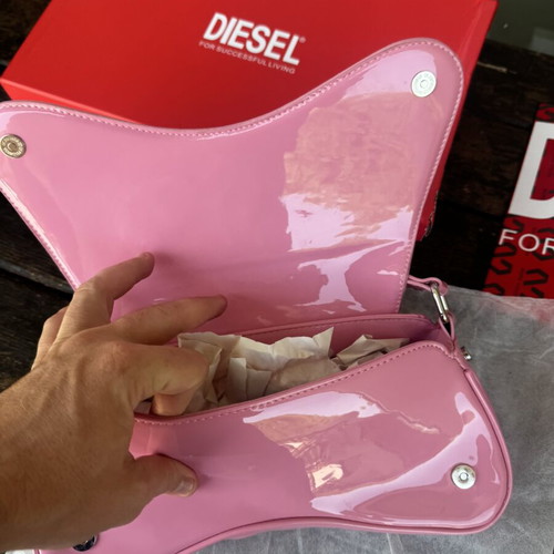 Diesel shoulder bag pink patent new authentic