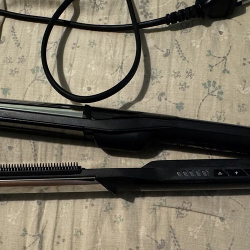 Hair Straightener with Steam like new, without packaging