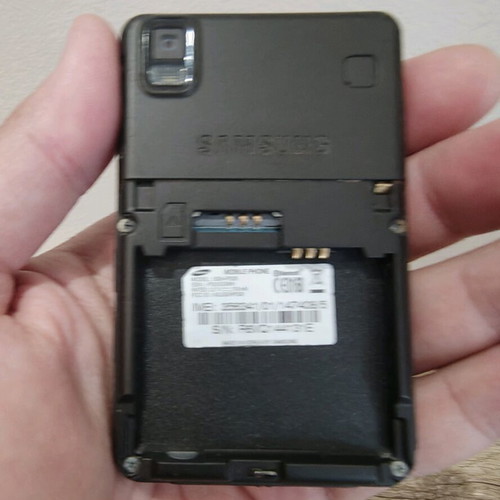 Samsung Giorgio Armani used, unknown functionality