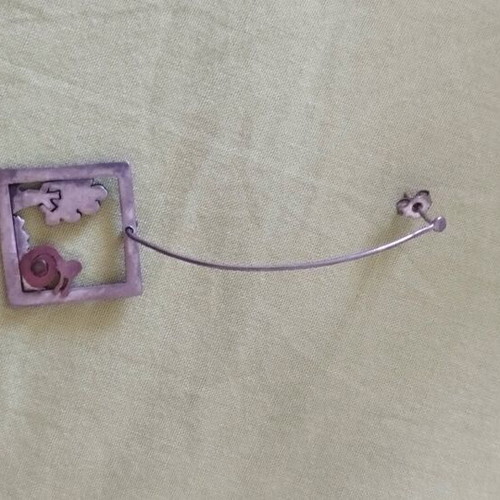 Silver earring handmade like new